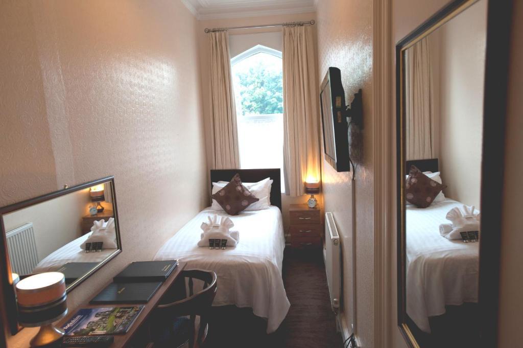 The Caribbean Hotel Doncaster Room photo